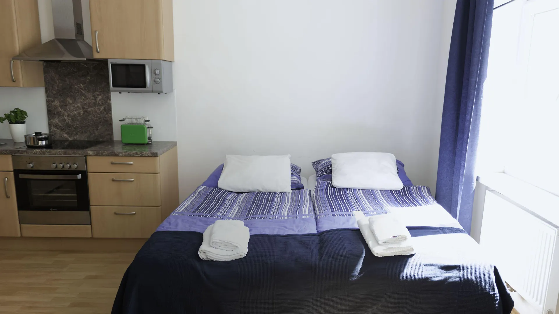 Old Vienna Apartments 0*,