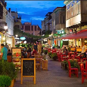In The Heart Of Old Апартаменты Тбилиси