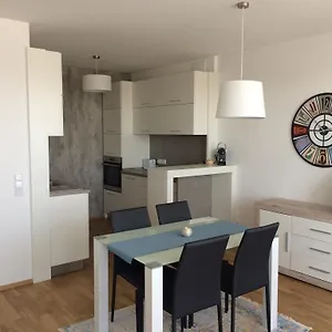 Apartment Hauptbahnhof 4, Vienna