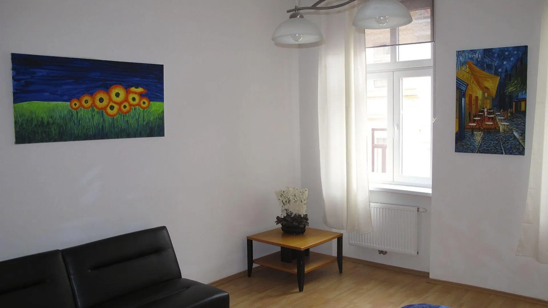 Old Vienna Apartments Австрия